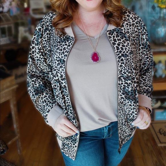 PLUS SIZE-MY RIDE OR DIE BOMBER JACKET -MOCHA - Picture 6 of 8